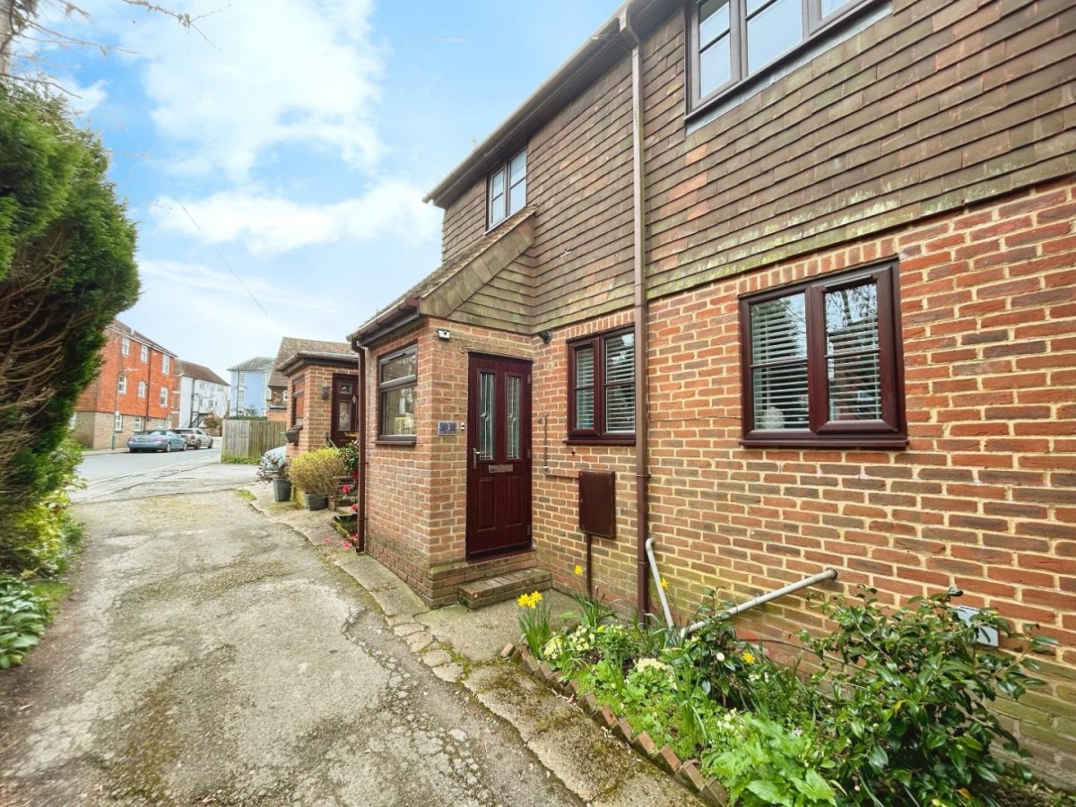 West Cross Mews, West Cross Gardens Tenterden