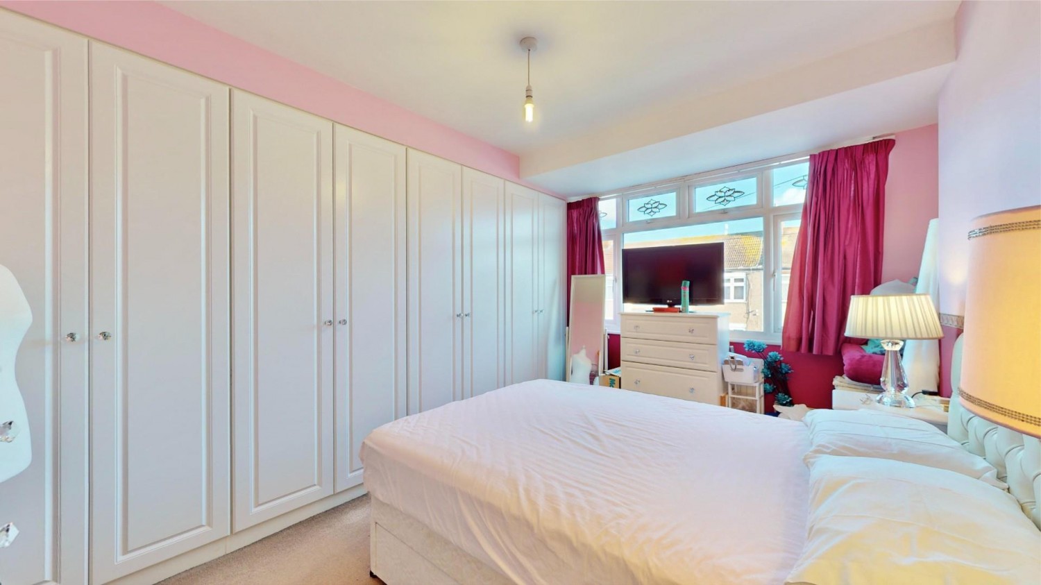 Gerald Road, Dagenham, RM8