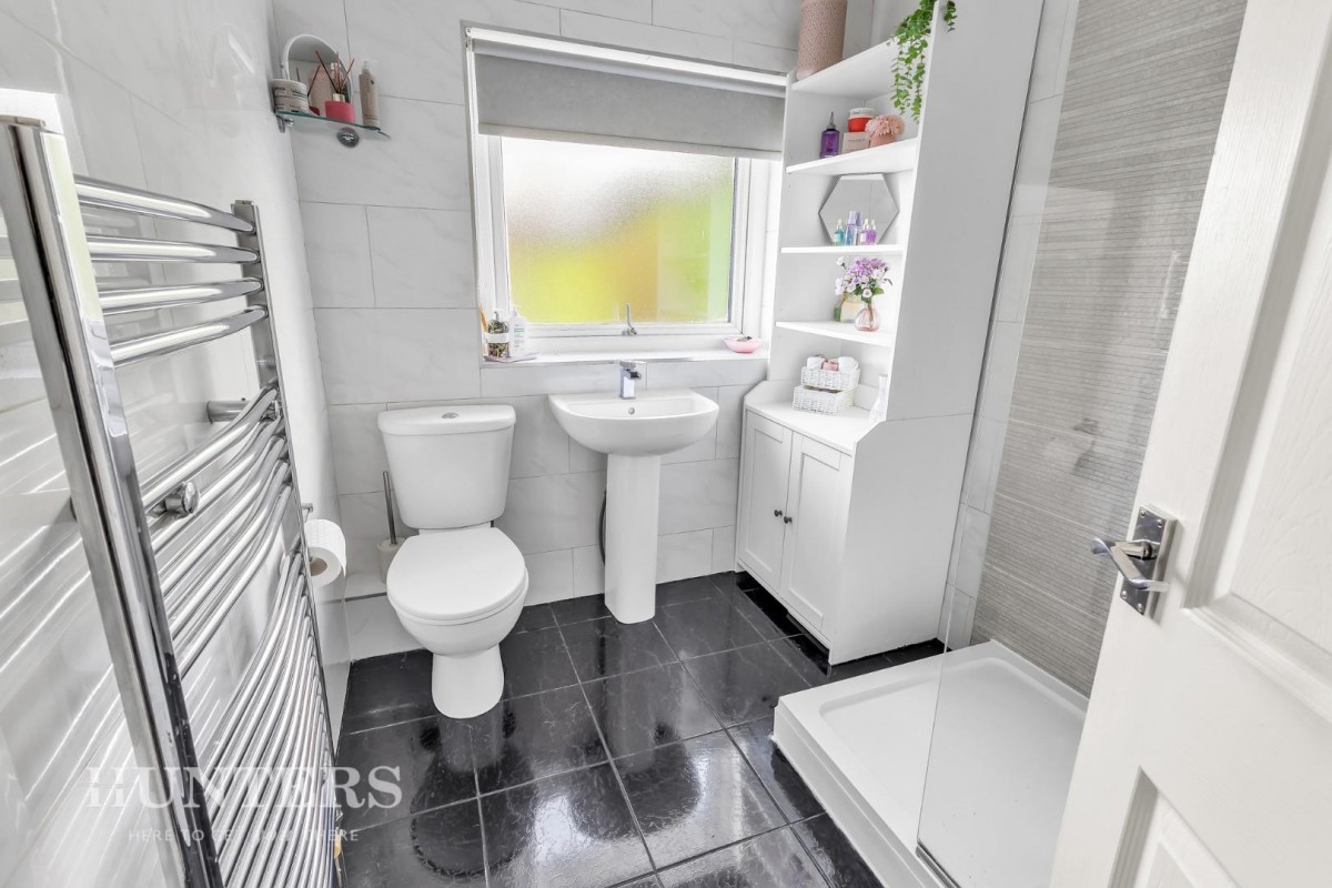 Dovedale Drive, Wardle, OL12 9LR