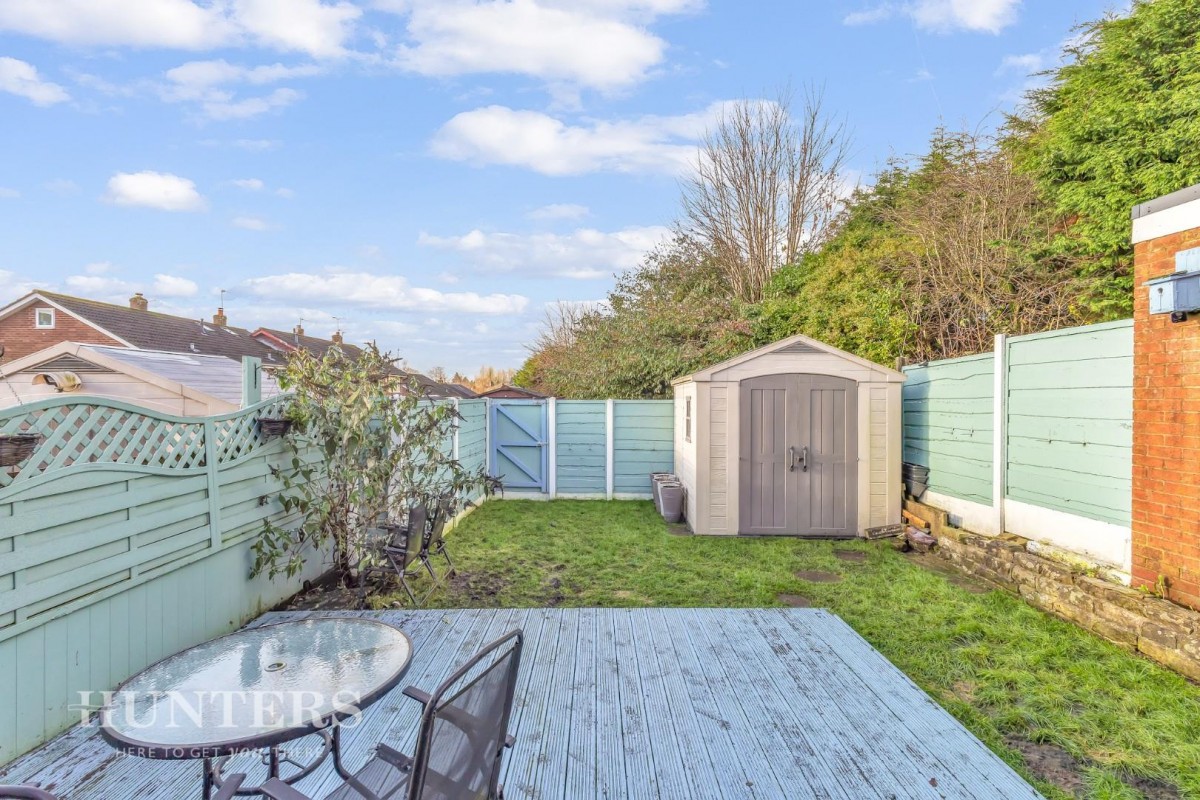Dovedale Drive, Wardle, OL12 9LR