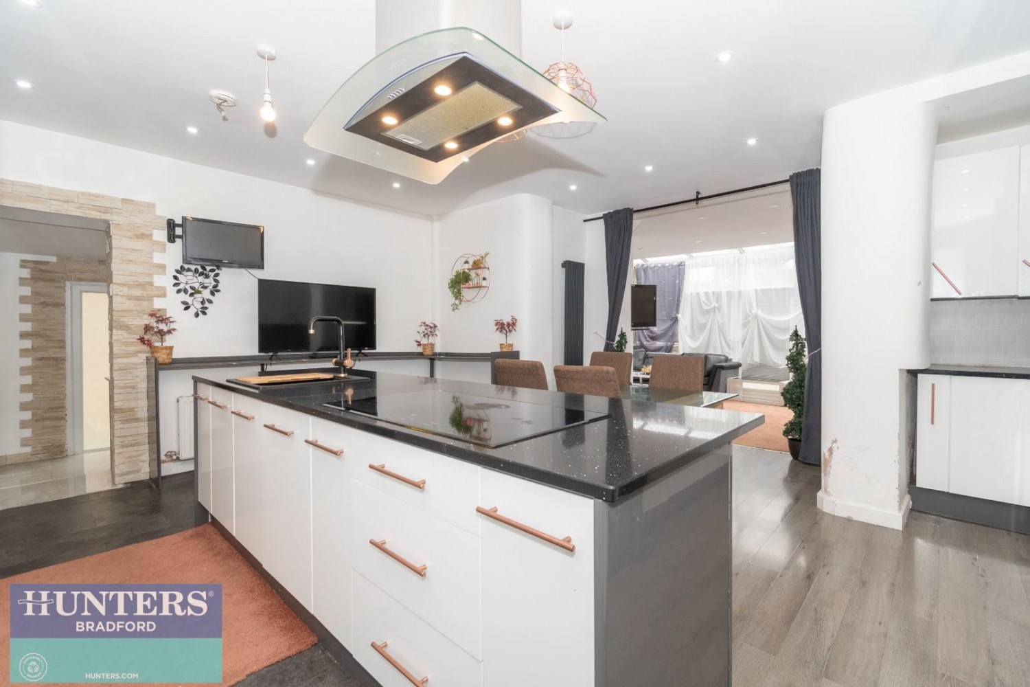 Woodview Terrace, Bradford, West Yorkshire, BD8 7AH