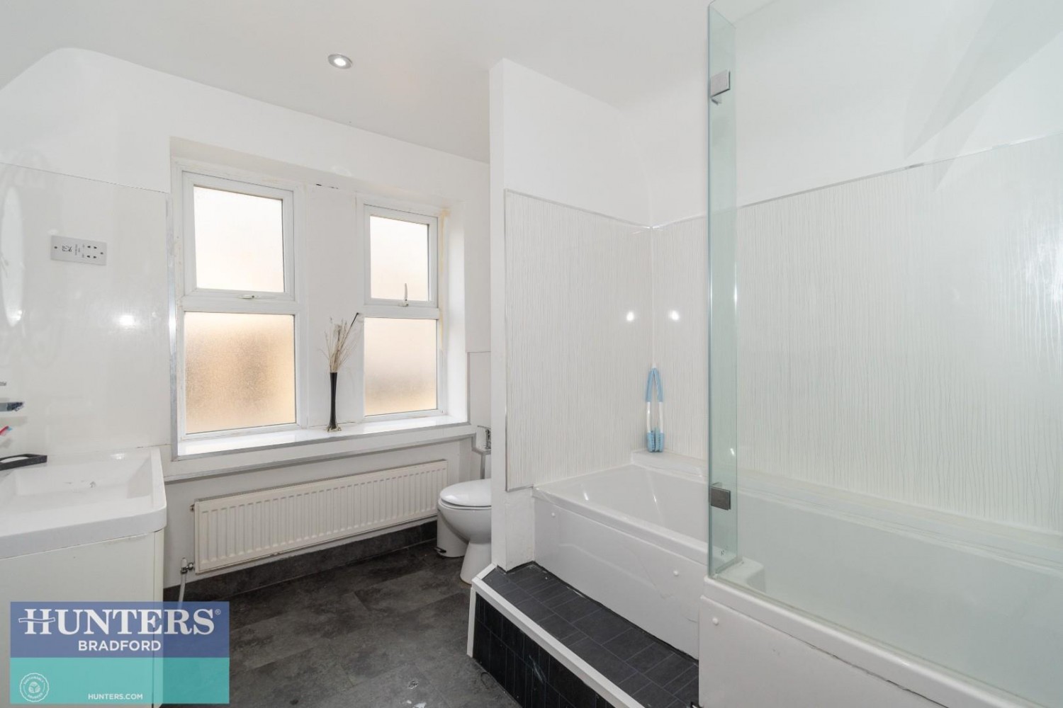 Woodview Terrace, Bradford, West Yorkshire, BD8 7AH