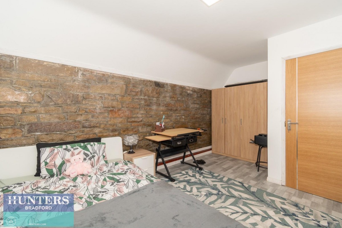 Woodview Terrace, Bradford, West Yorkshire, BD8 7AH
