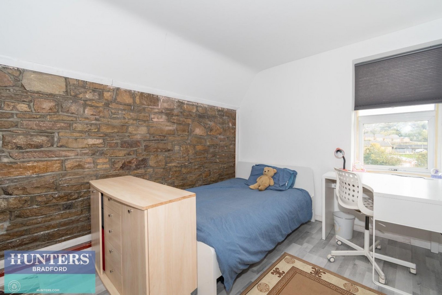 Woodview Terrace, Bradford, West Yorkshire, BD8 7AH