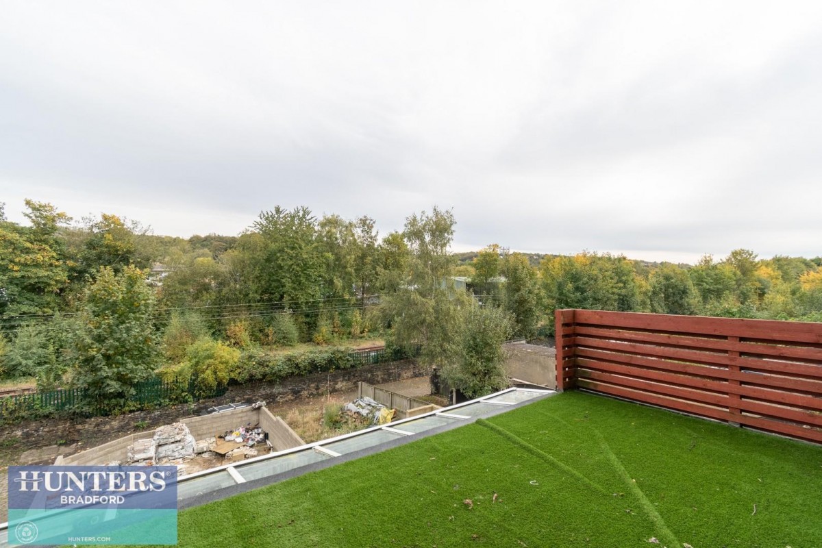 Woodview Terrace, Bradford, West Yorkshire, BD8 7AH