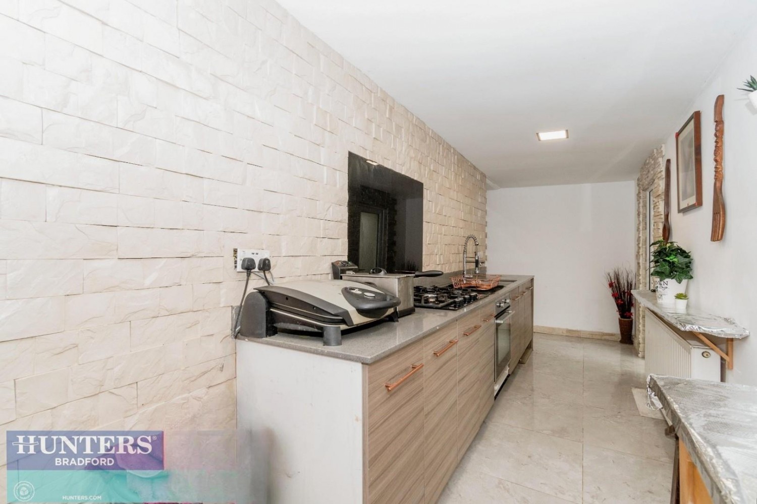 Woodview Terrace, Bradford, West Yorkshire, BD8 7AH
