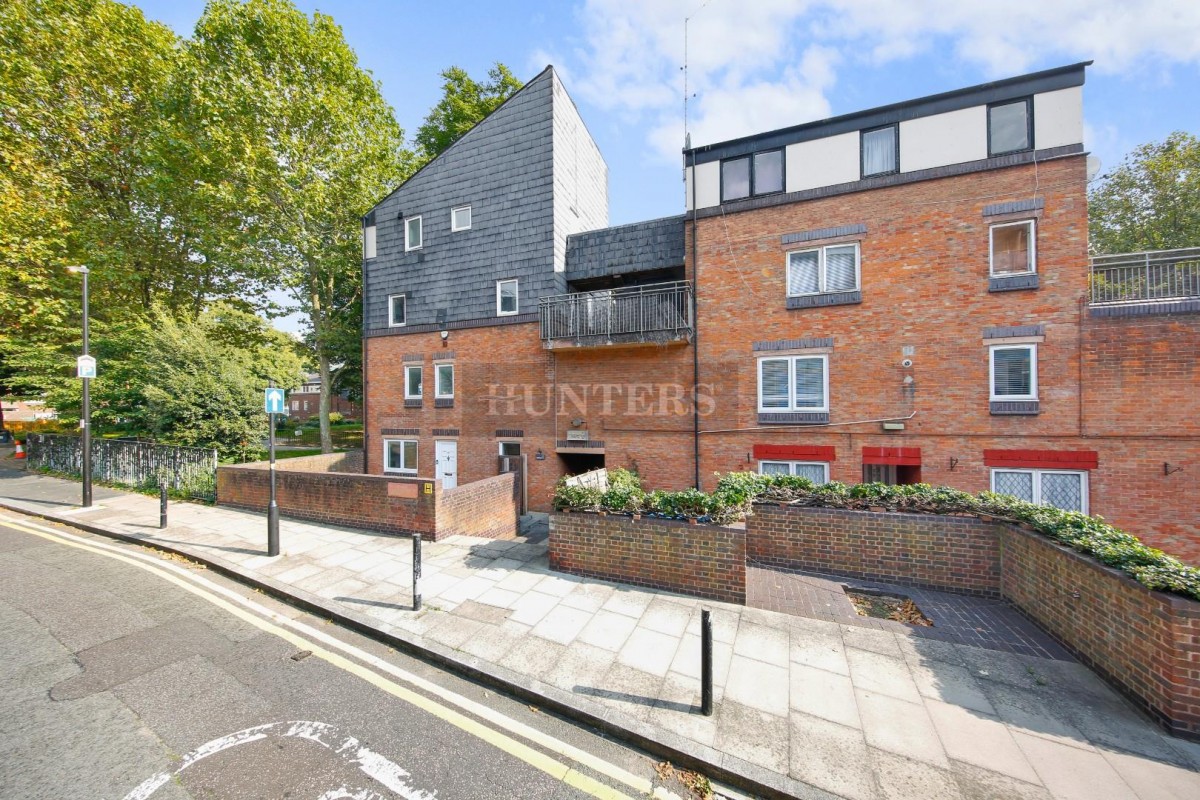 Cartwright Street, London, E1