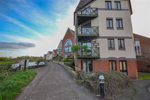 Gabriels Wharf , Haven Banks, Exeter, EX2 8BG