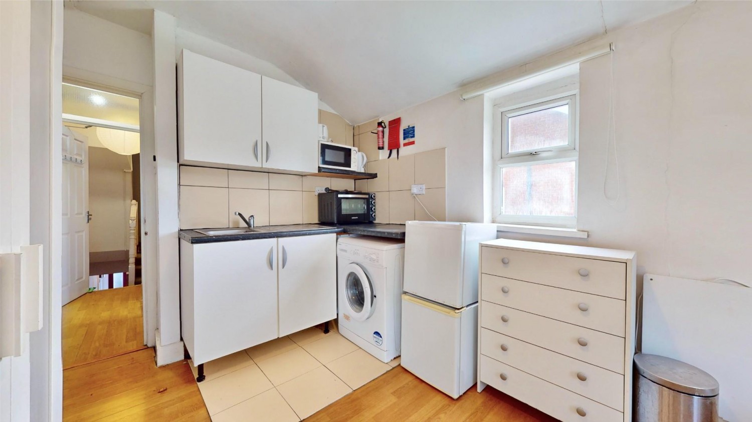 Saville Road, Chadwell Heath, RM6