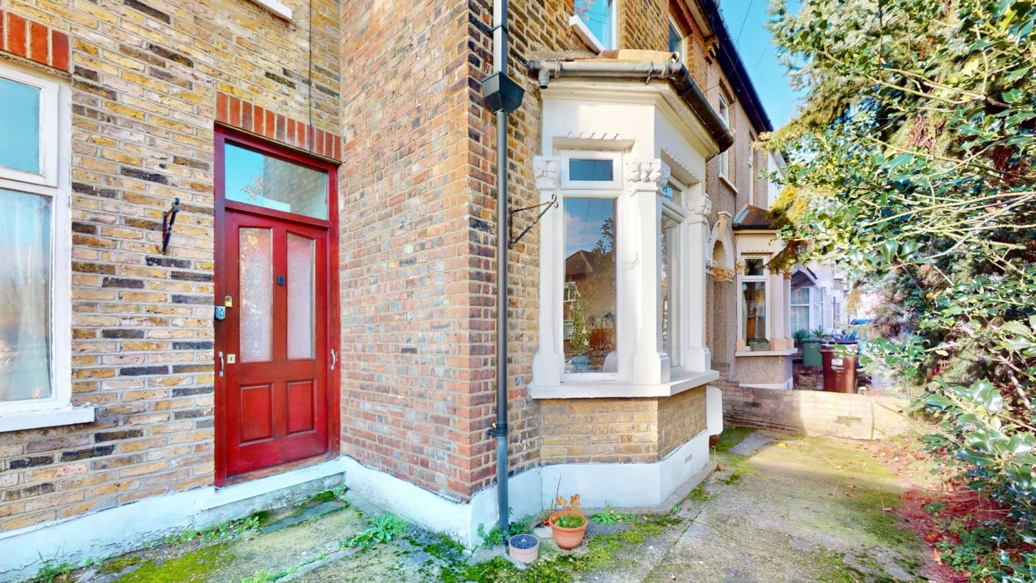 Saville Road, Chadwell Heath, RM6