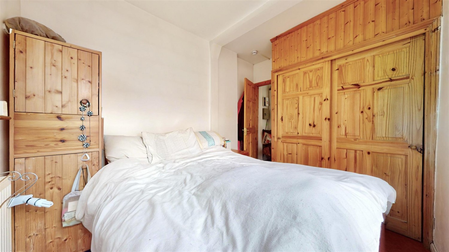 Saville Road, Chadwell Heath, RM6