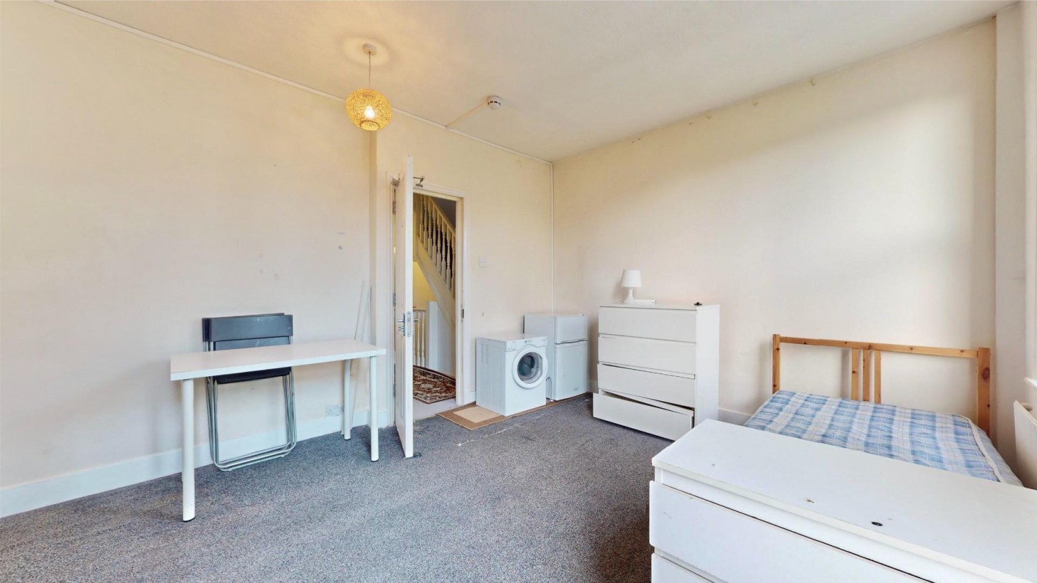 Saville Road, Chadwell Heath, RM6