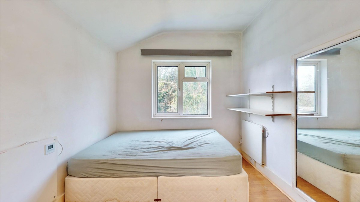 Saville Road, Chadwell Heath, RM6