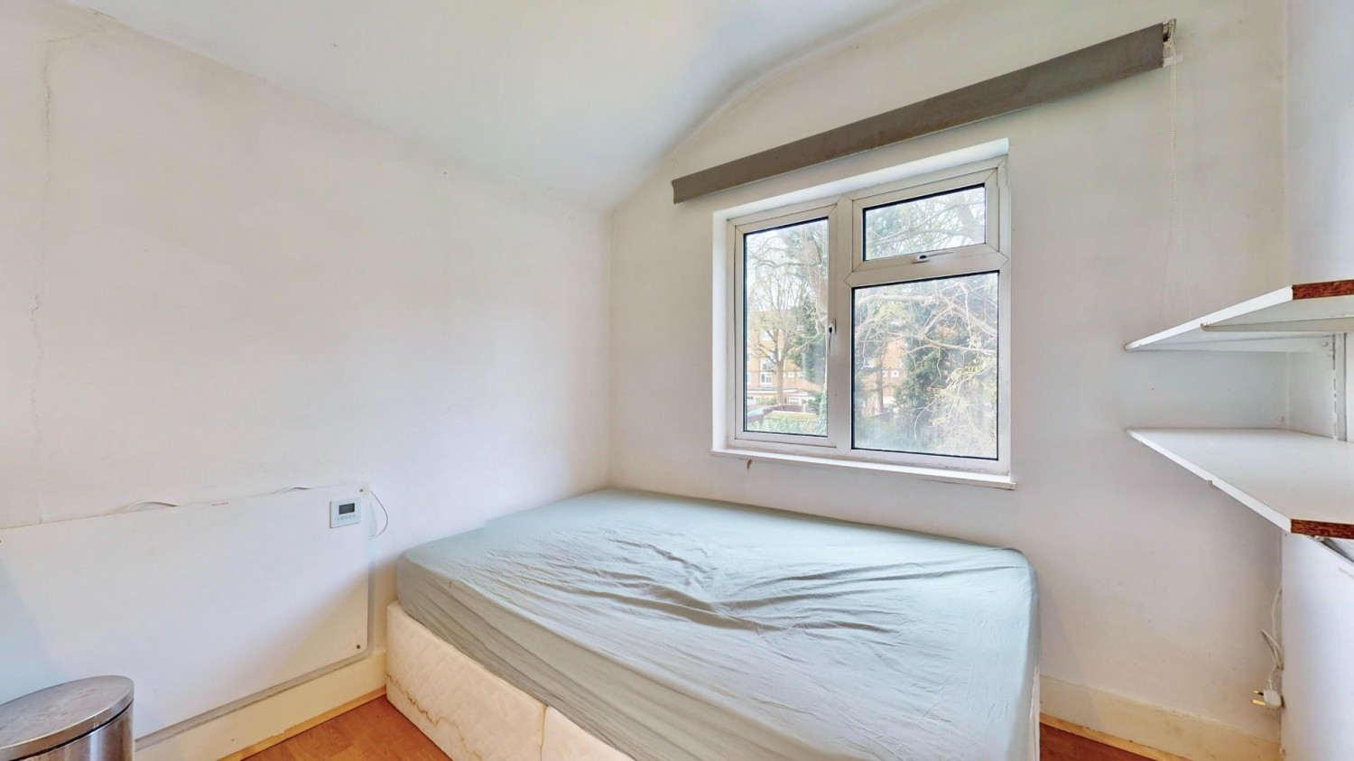 Saville Road, Chadwell Heath, RM6