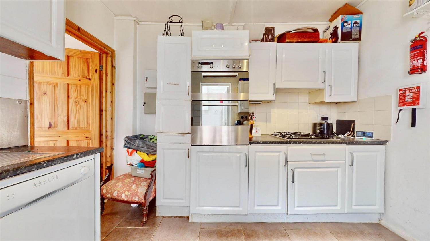 Saville Road, Chadwell Heath, RM6