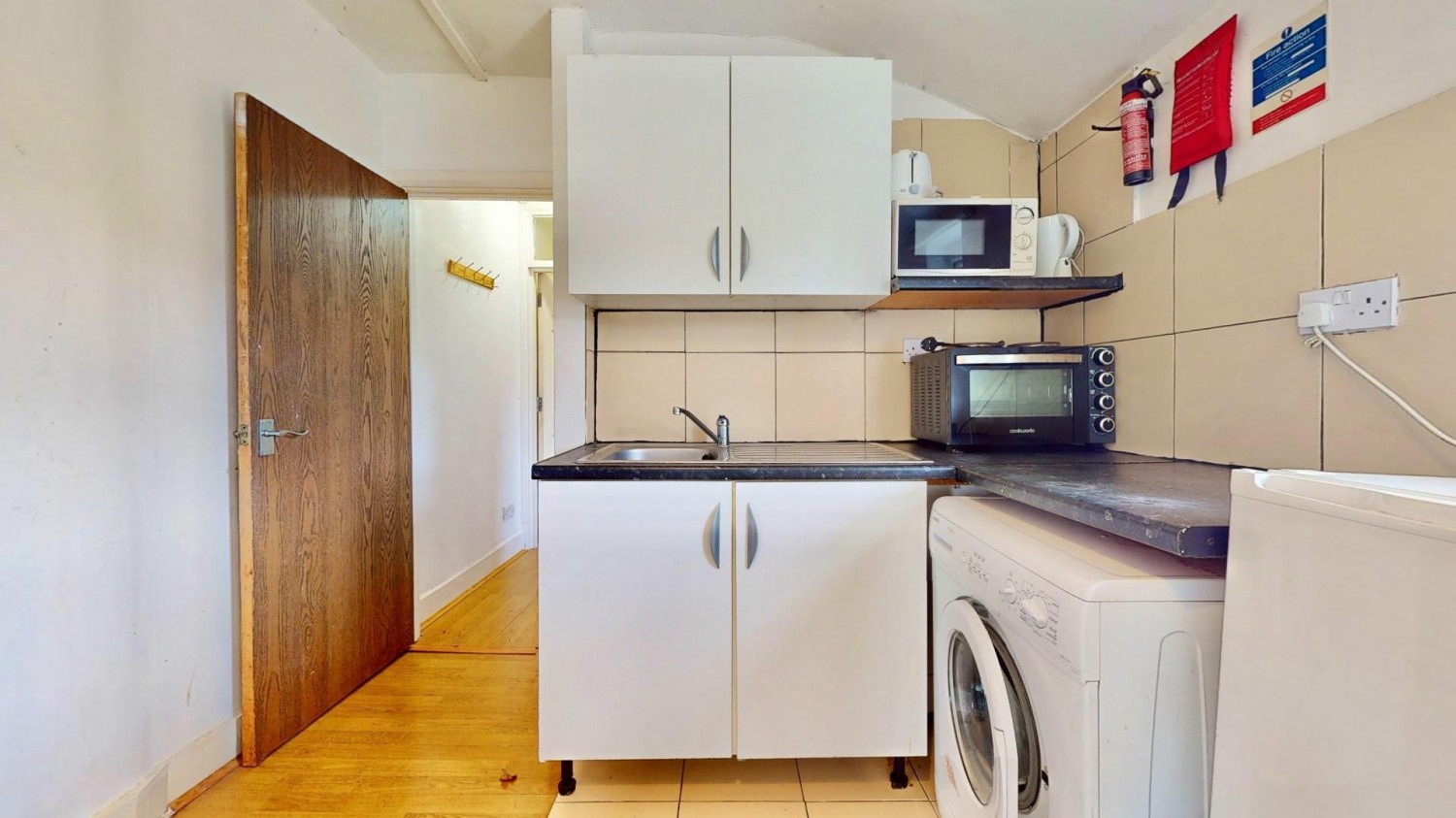 Saville Road, Chadwell Heath, RM6