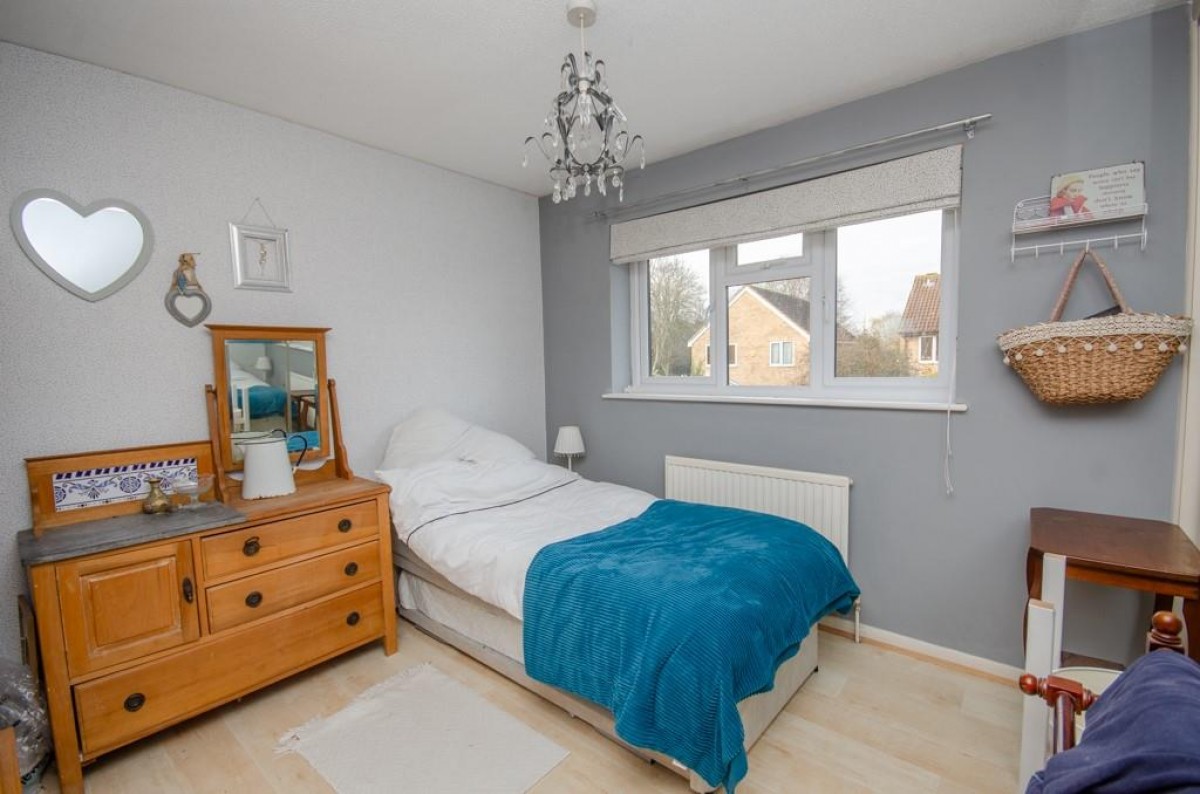 Crescent Road, Downend, Bristol, BS16 2TW