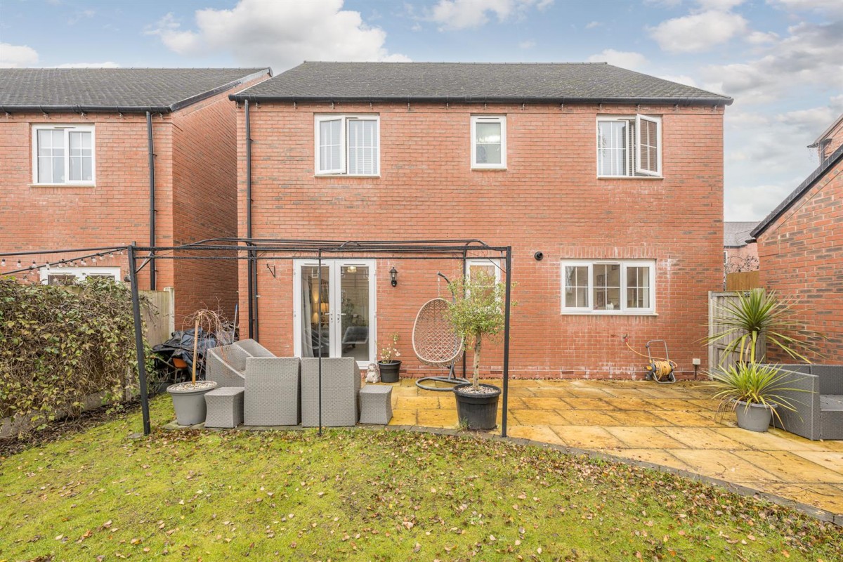 Kirkpatrick Drive, Wordsley, DY8 5TG