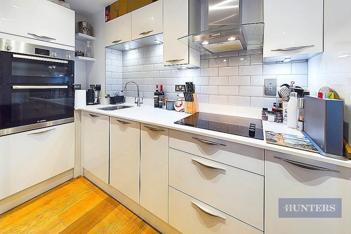 Alexandra Wharf, 1 Maritime Walk, Ocean Village, SO14
