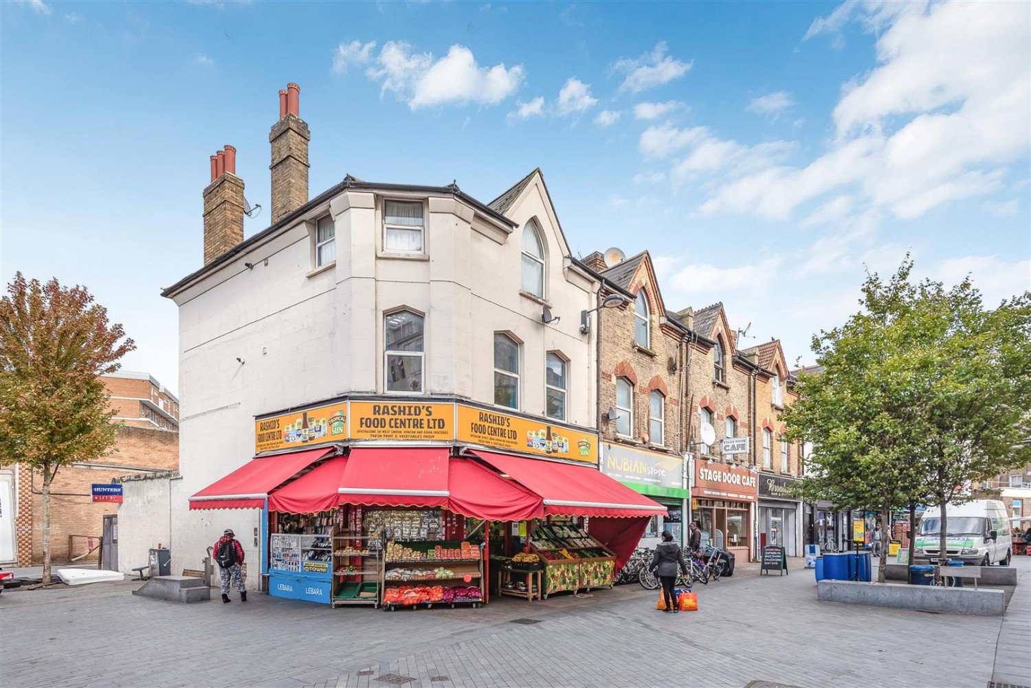 Catford Broadway, Catford, London, SE6 4SN