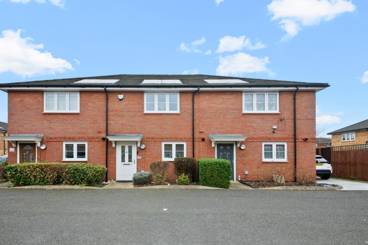 Barra Wood Close, Hayes, UB3 2UJ