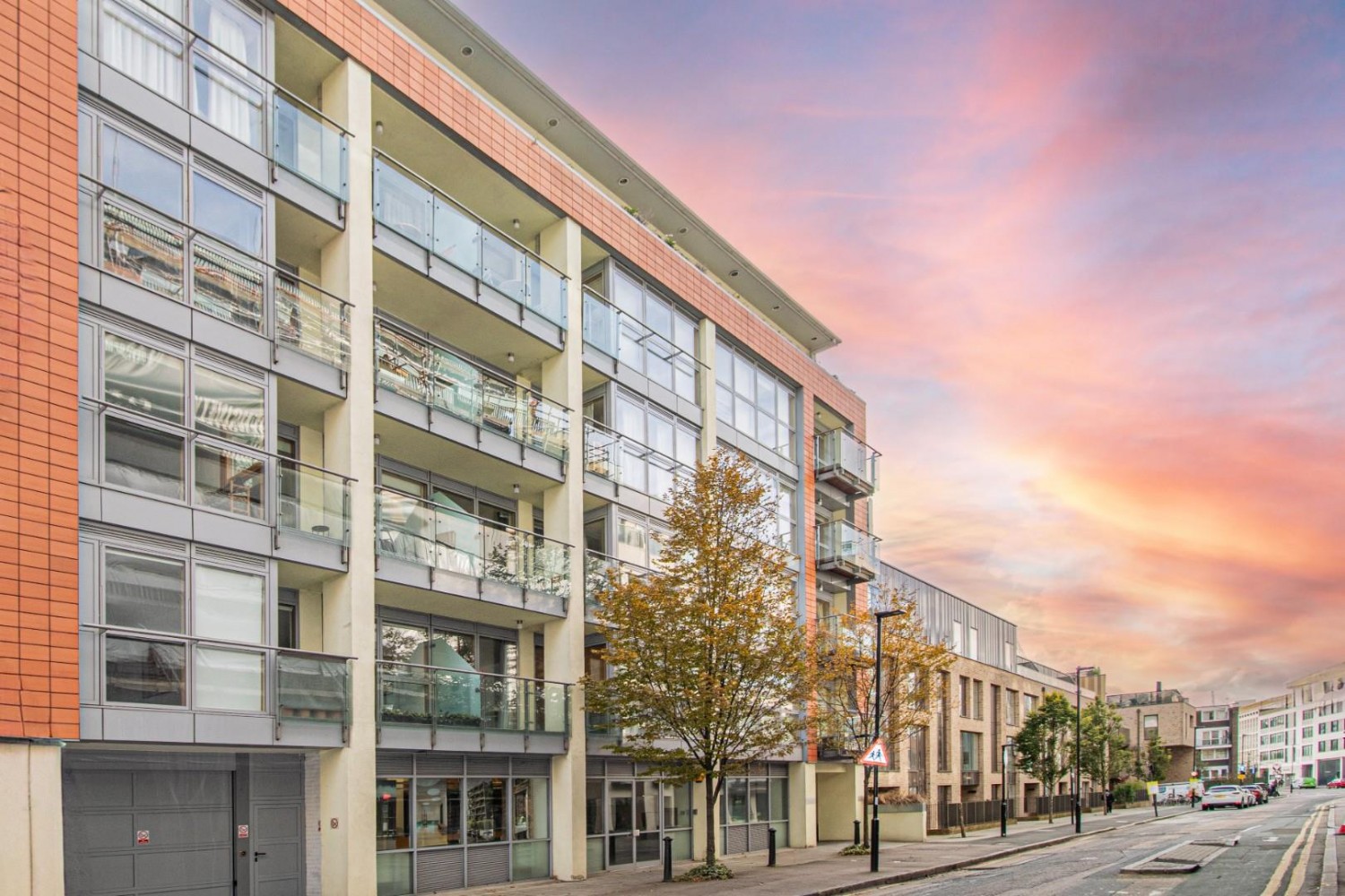 Featherstone Street, London, EC1Y