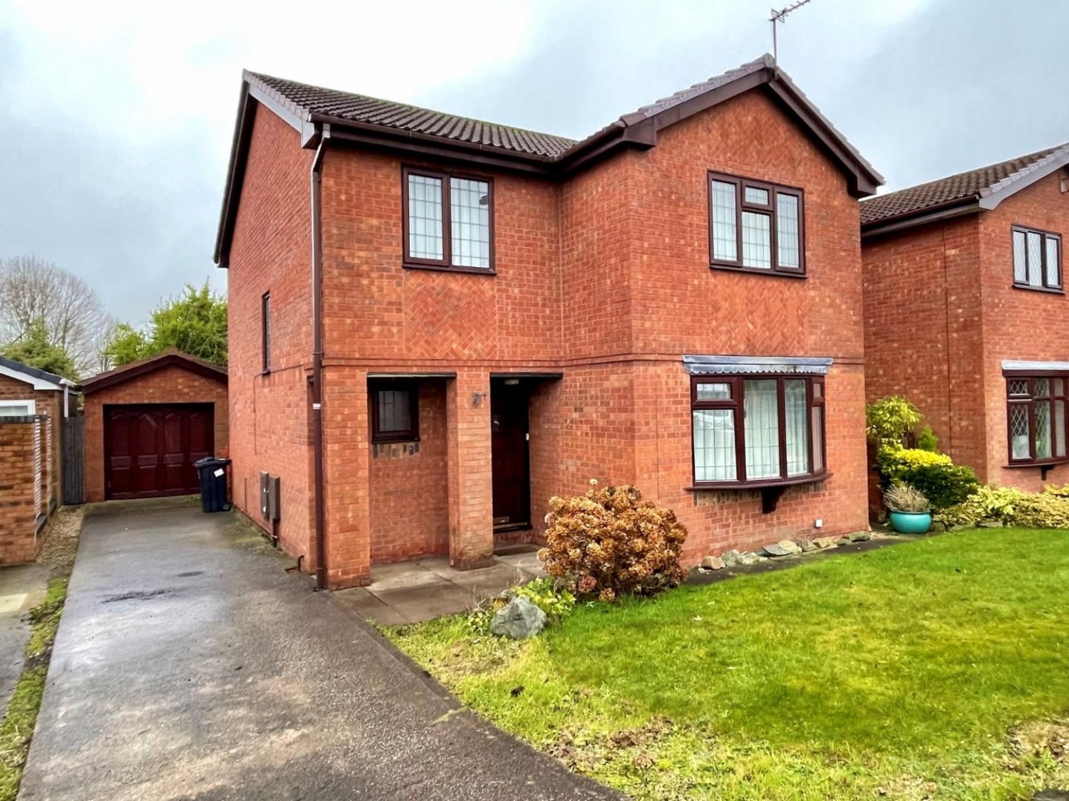 Vine Road, Great Sutton, Cheshire, CH66 2XX