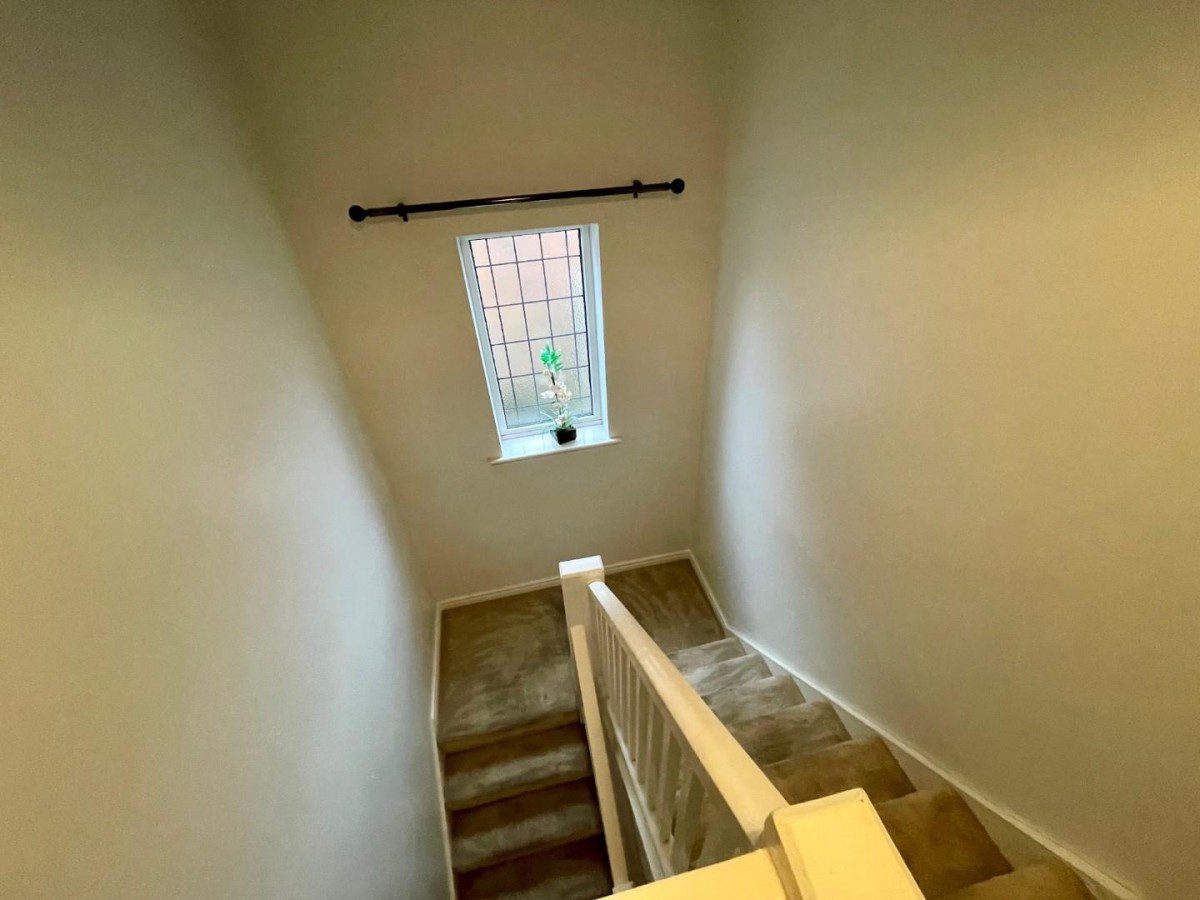 Vine Road, Great Sutton, Cheshire, CH66 2XX