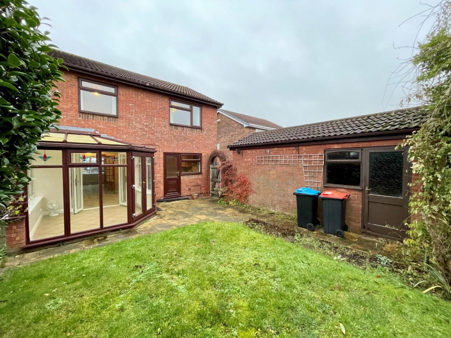 Vine Road, Great Sutton, Cheshire, CH66 2XX