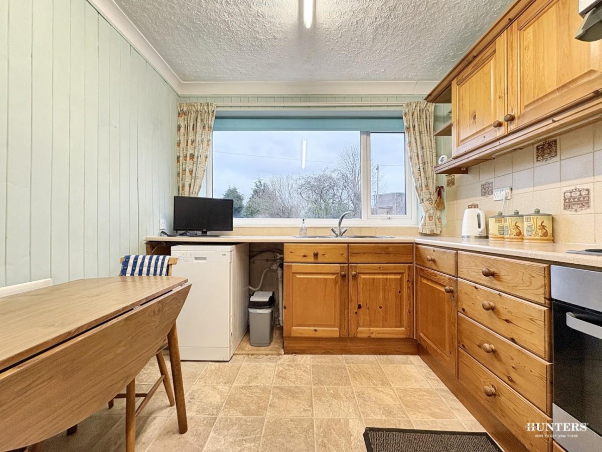 Moor Park Court, Dewsbury