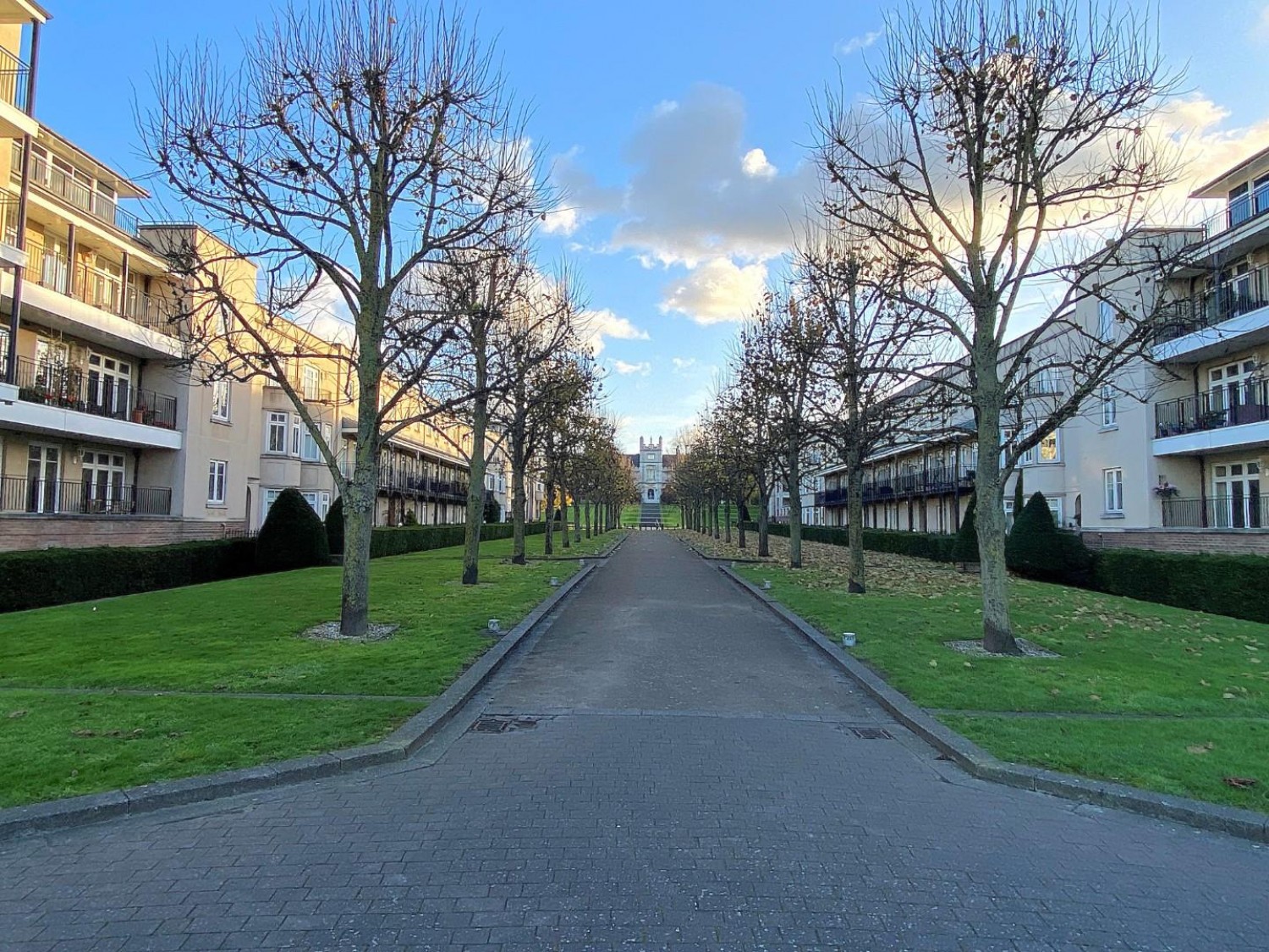 The Boulevard, Greenhithe