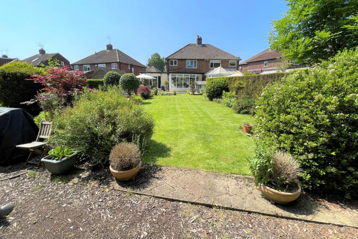 Winding Way, Alwoodley, Leeds,