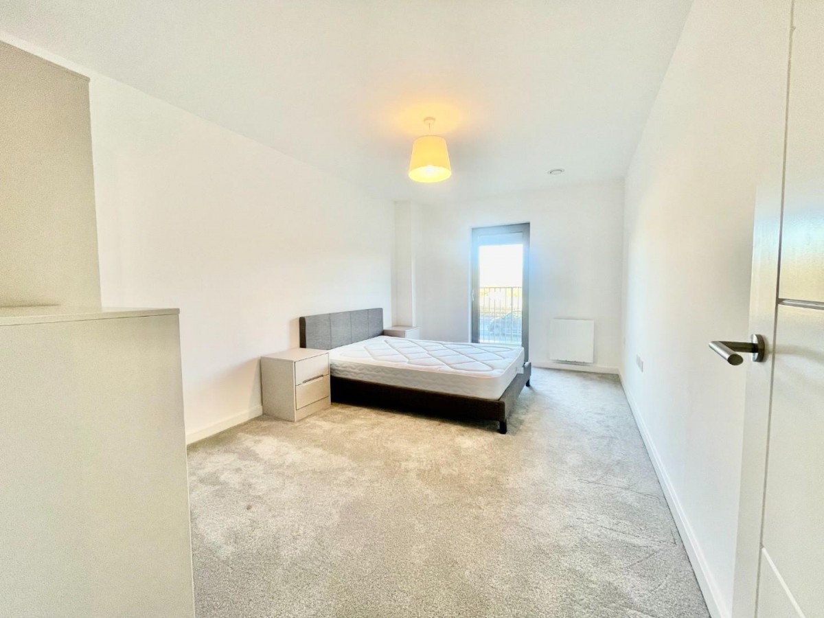 Apartment 6, Bayley Place, Riverside Park, Ashford