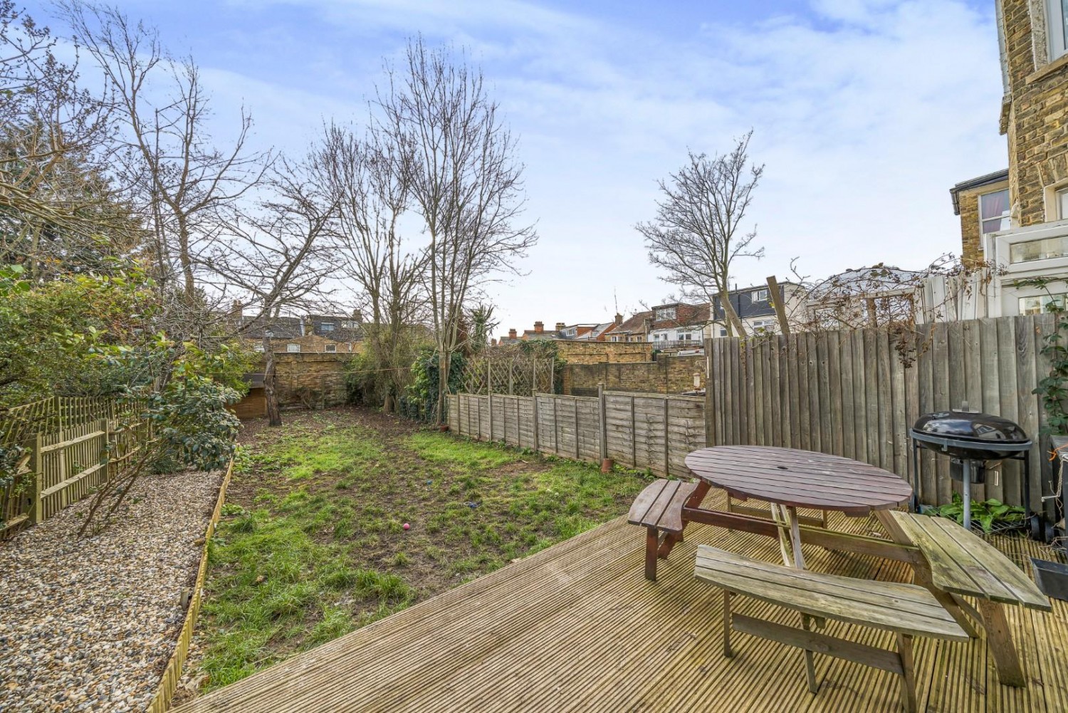 Brownhill Road, London, SE6 1AT