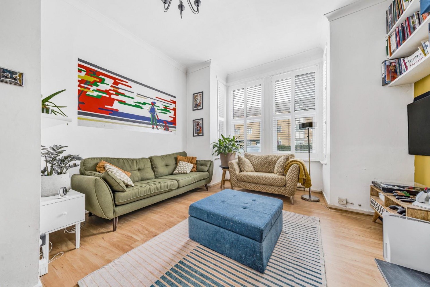 Brownhill Road, London, SE6 1AT