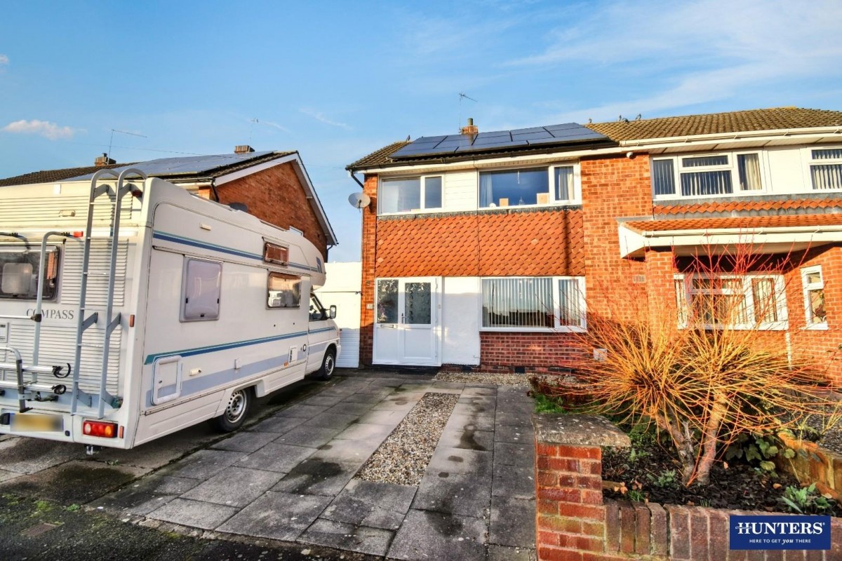 Kent Crescent, Wigston, LE18 4XQ