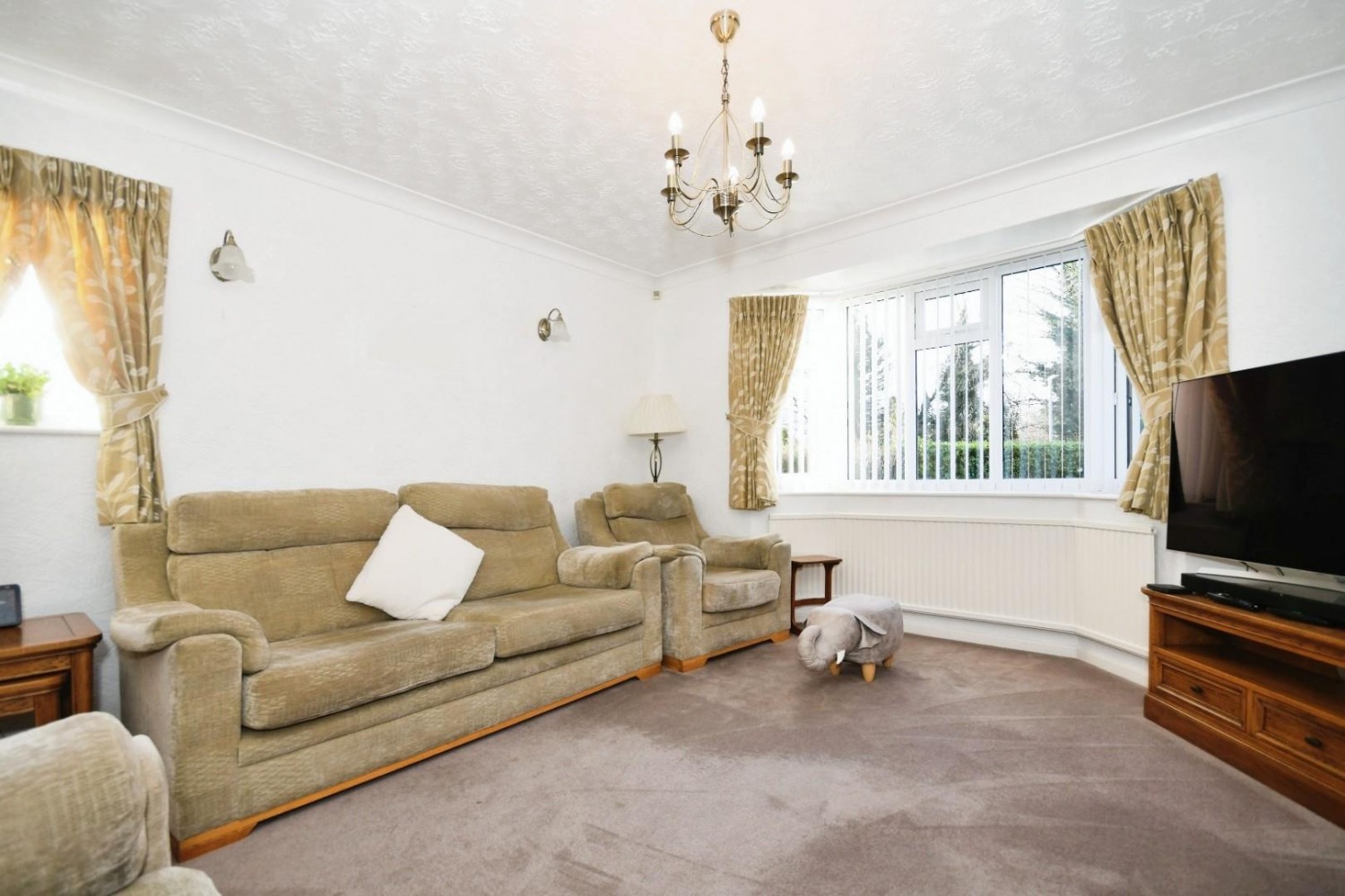 Ashgate Valley Road, Ashgate, Chesterfield, S40 4AX