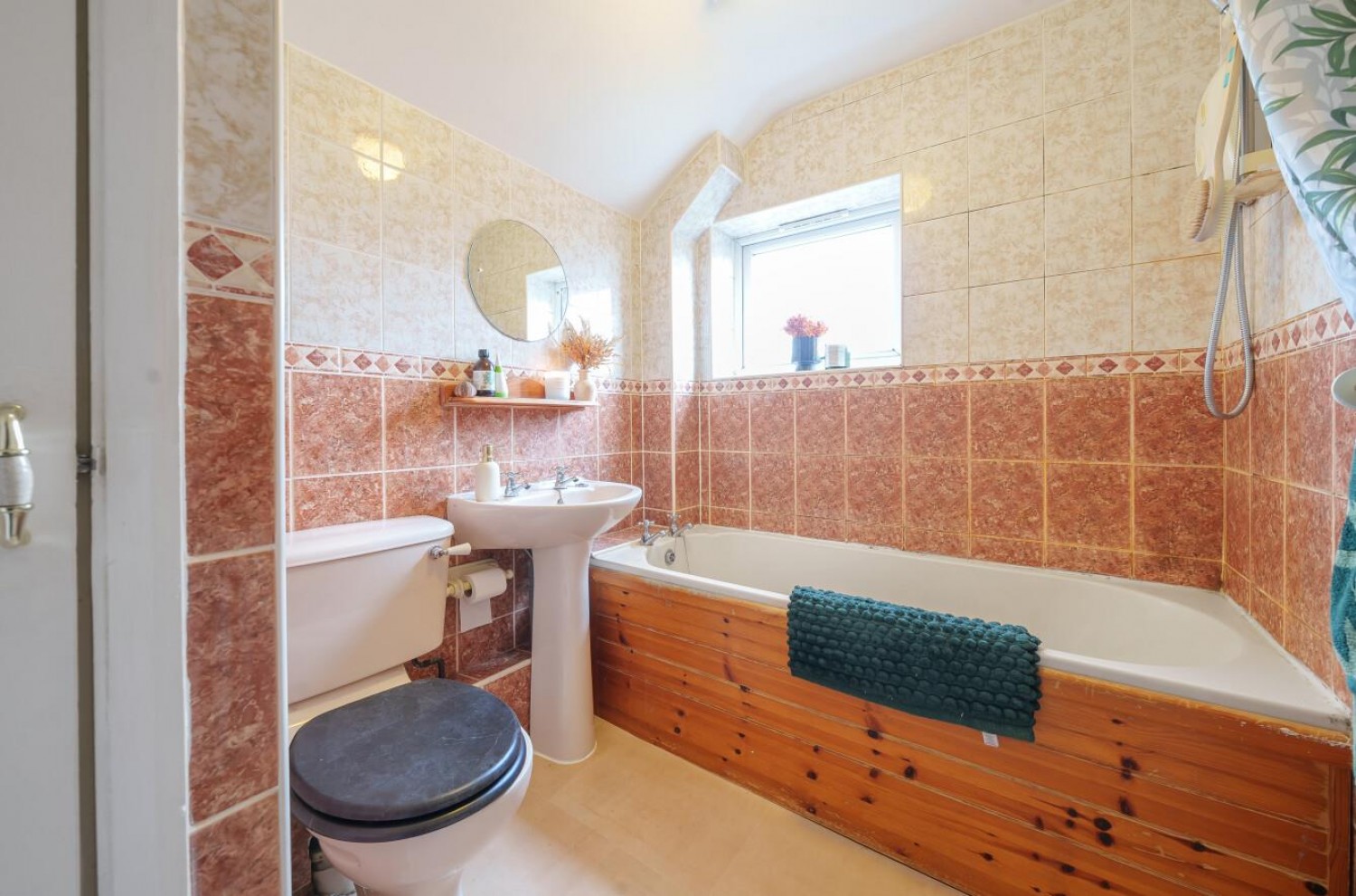 Dale Park Gardens, Cookridge, LS16