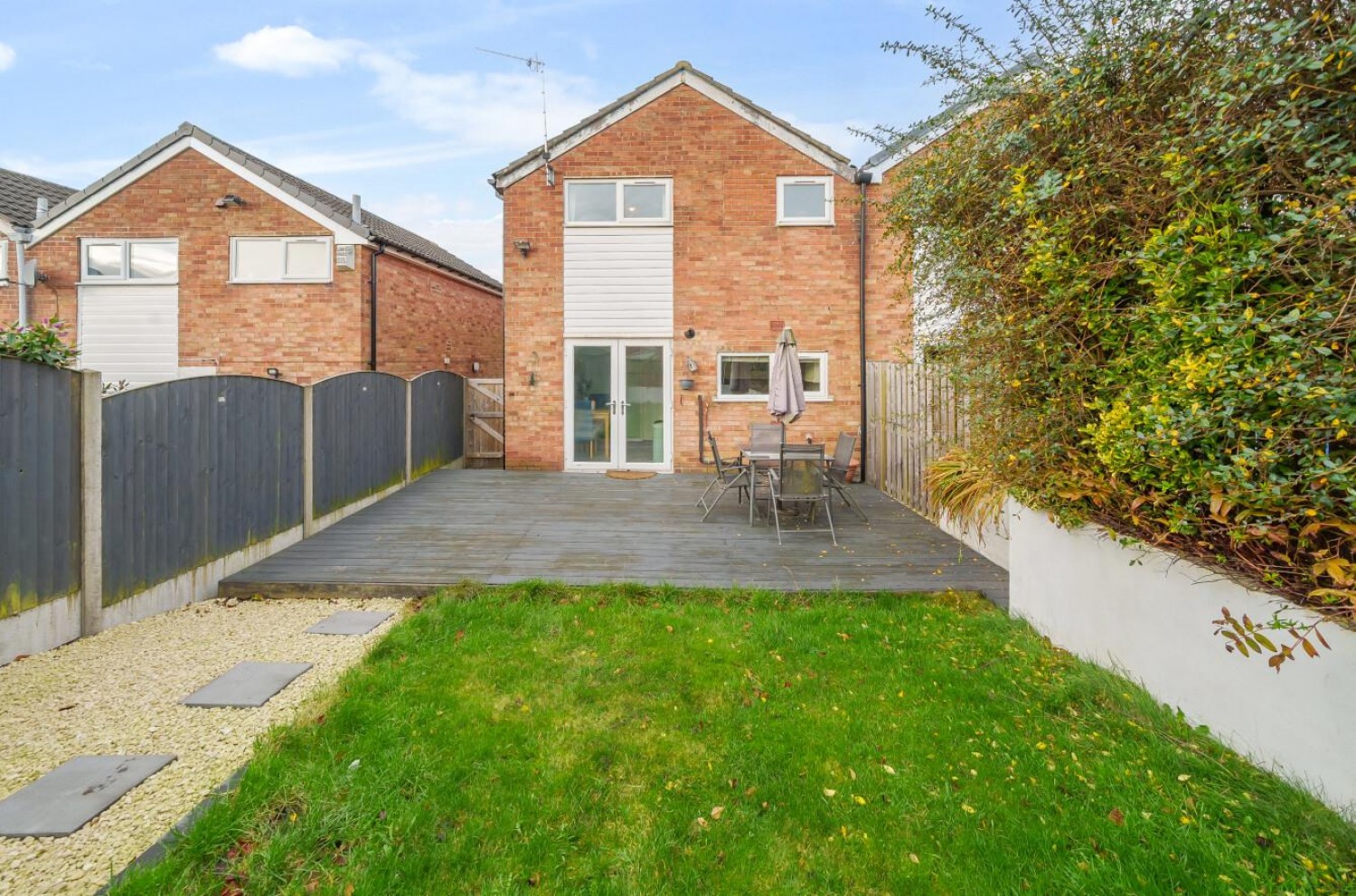 Dale Park Gardens, Cookridge, LS16