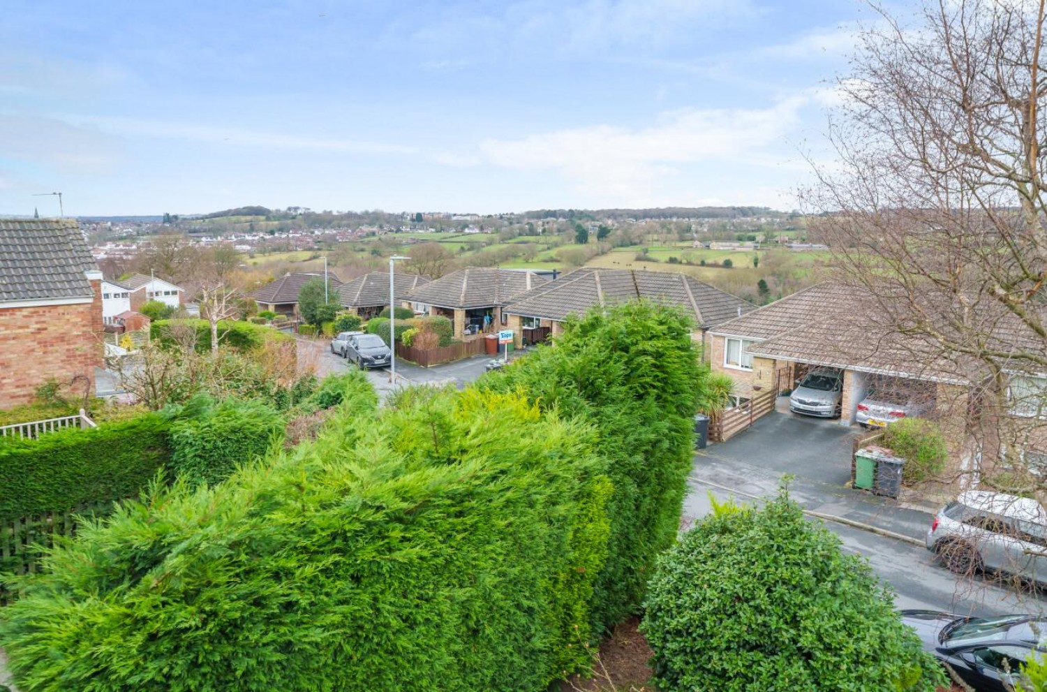 Dale Park Gardens, Cookridge, LS16