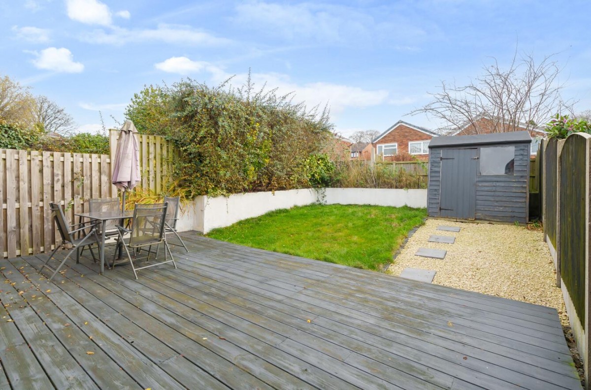 Dale Park Gardens, Cookridge, LS16