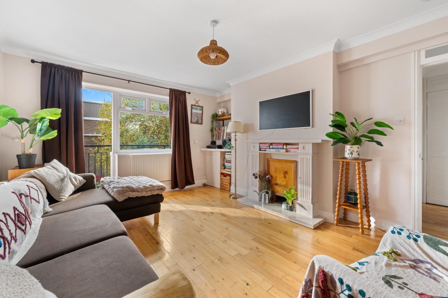 Lordship Road, London, N16