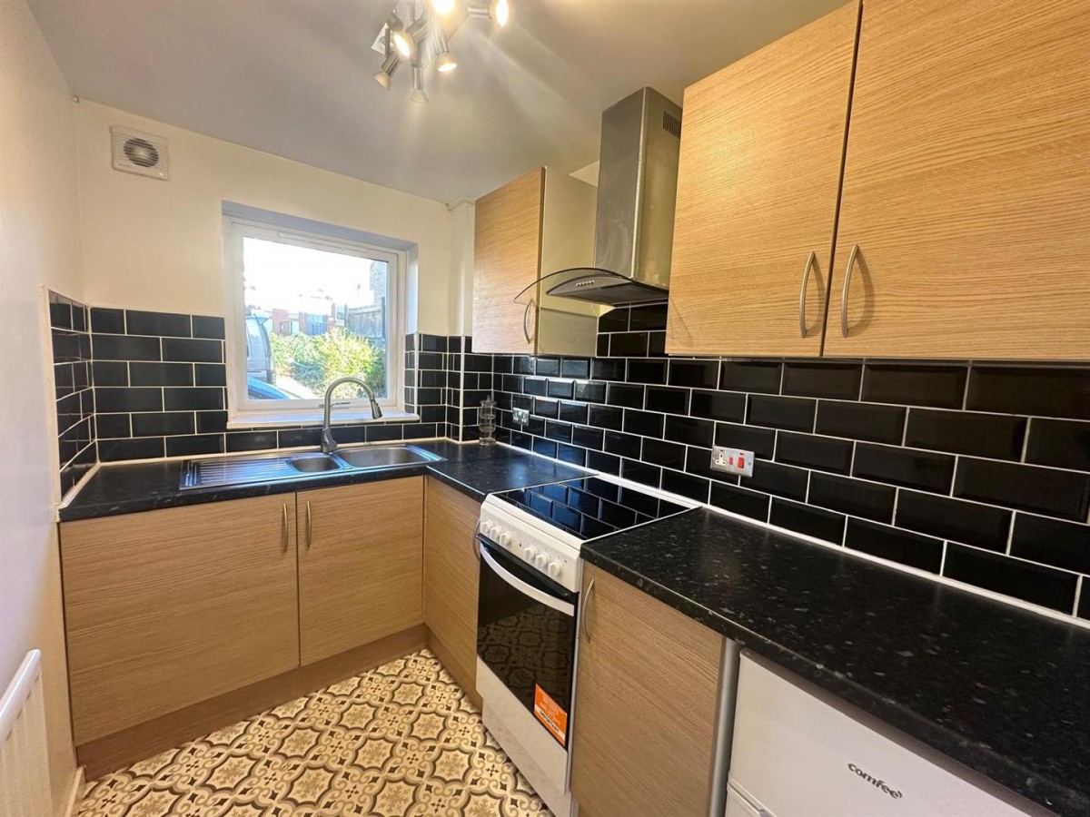 Flat 116C, Pine Court, Stourbridge, West Midlands