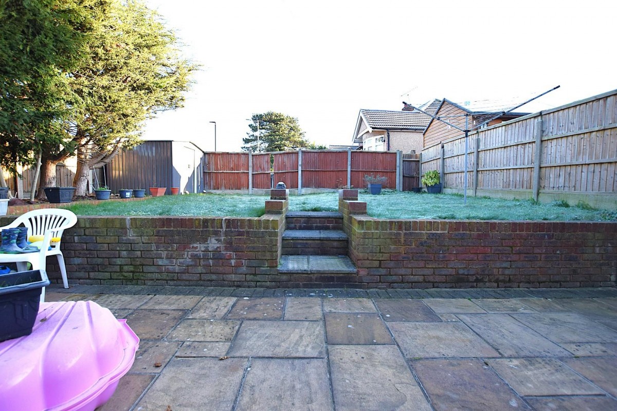 Irons Way, Romford, RM5