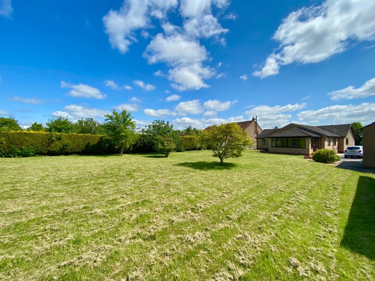 Hoton Prior, Hemingbrough