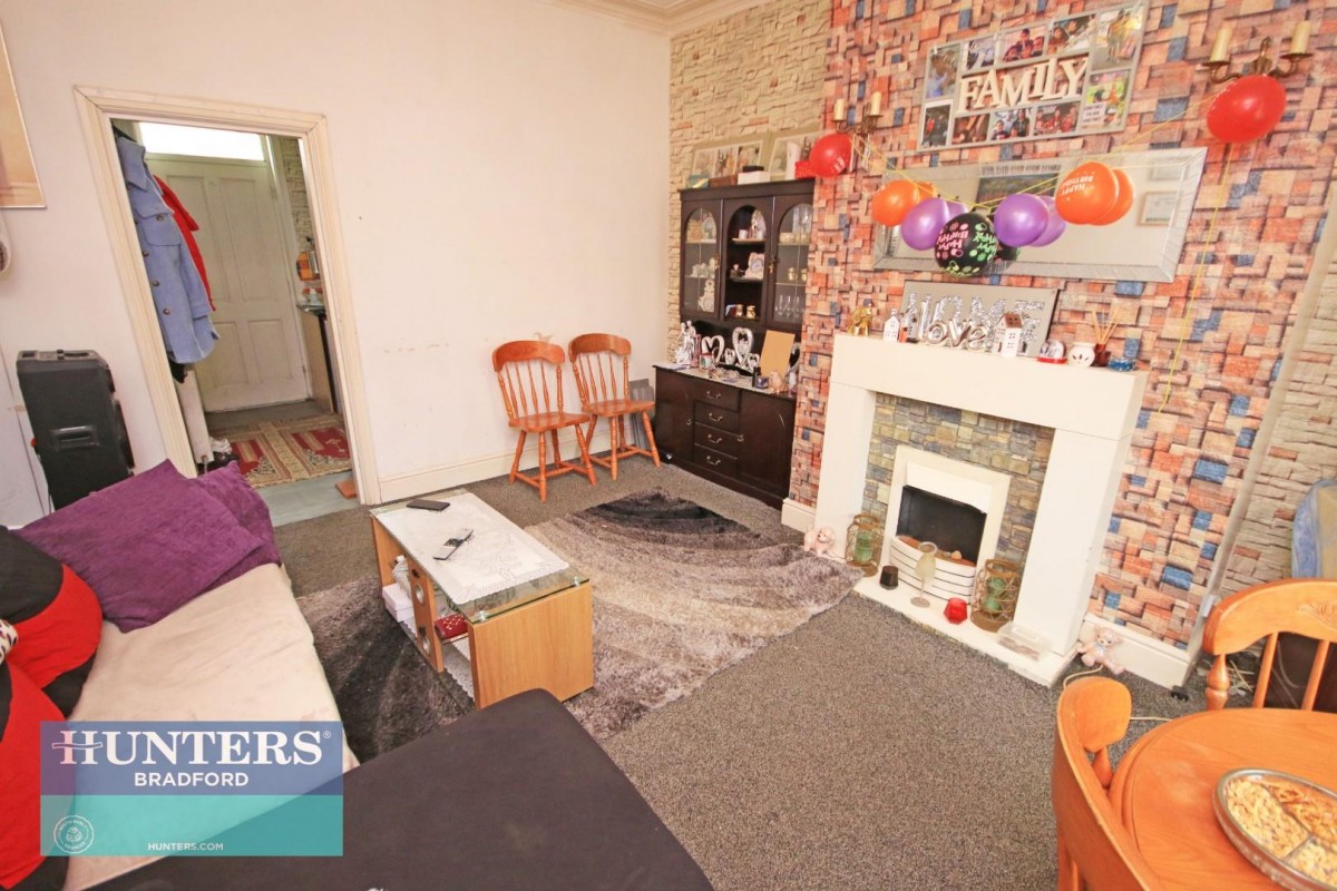 Southfield Lane Great Horton, Bradford, West Yorkshire, BD7 3DN