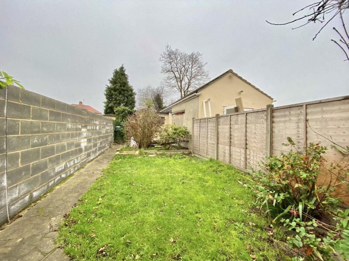 Waltham Avenue, Hayes, UB3 1TE