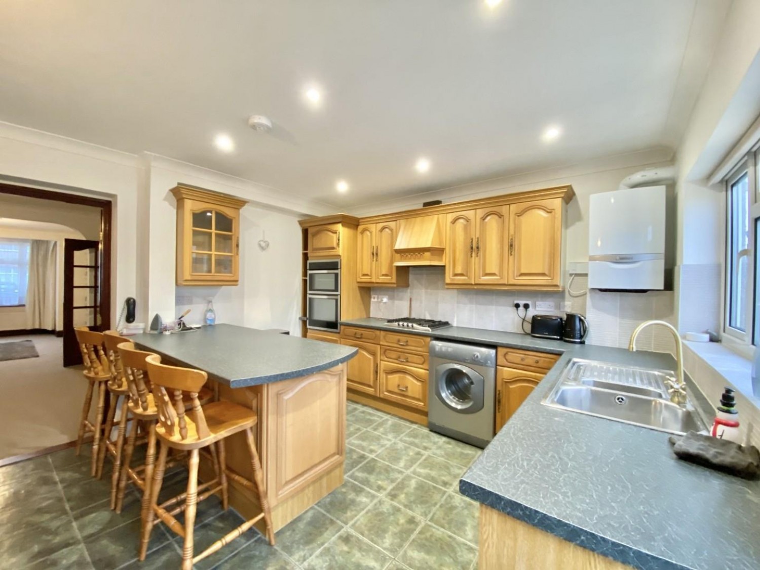 Waltham Avenue, Hayes, UB3 1TE