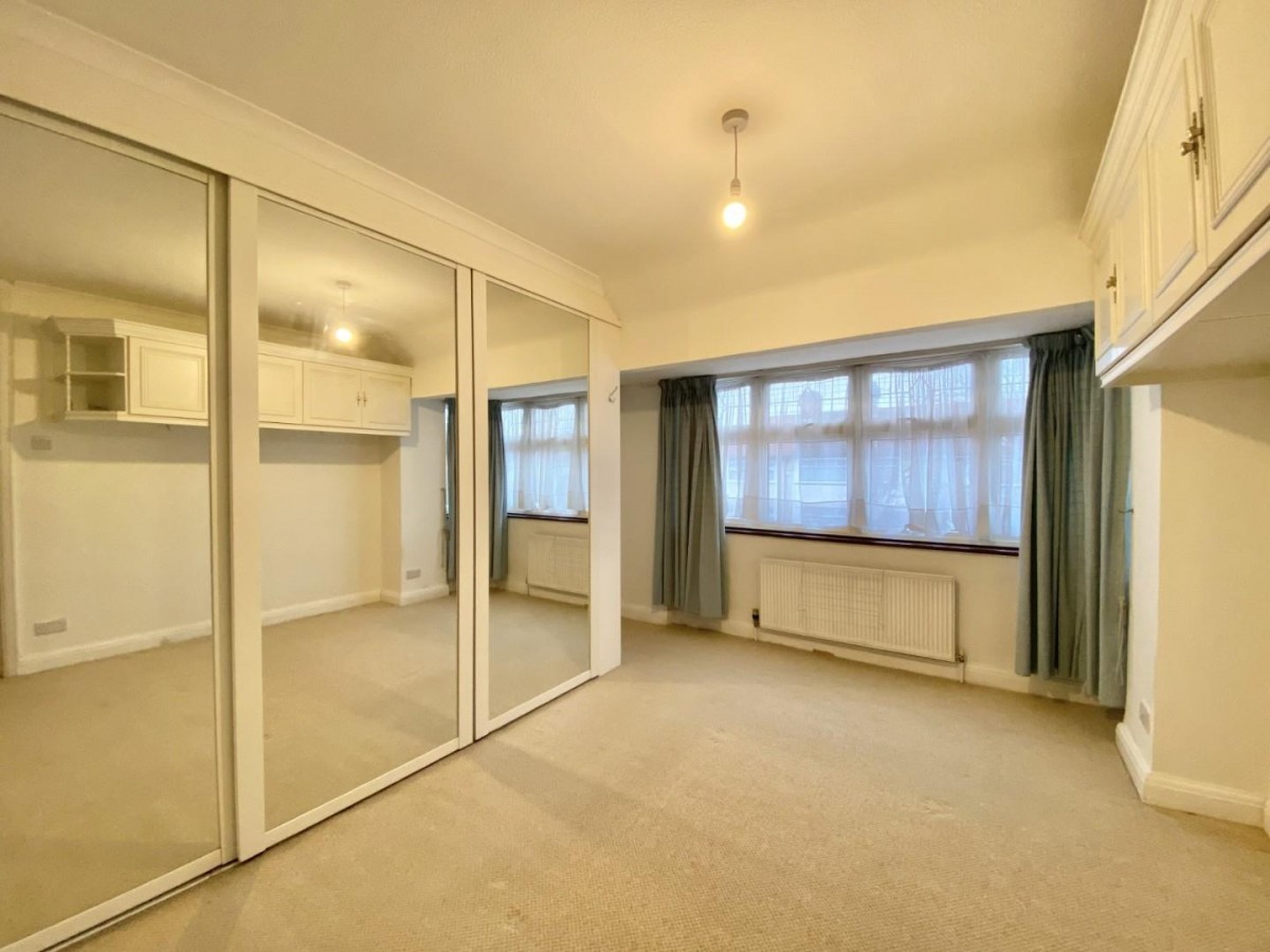 Waltham Avenue, Hayes, UB3 1TE