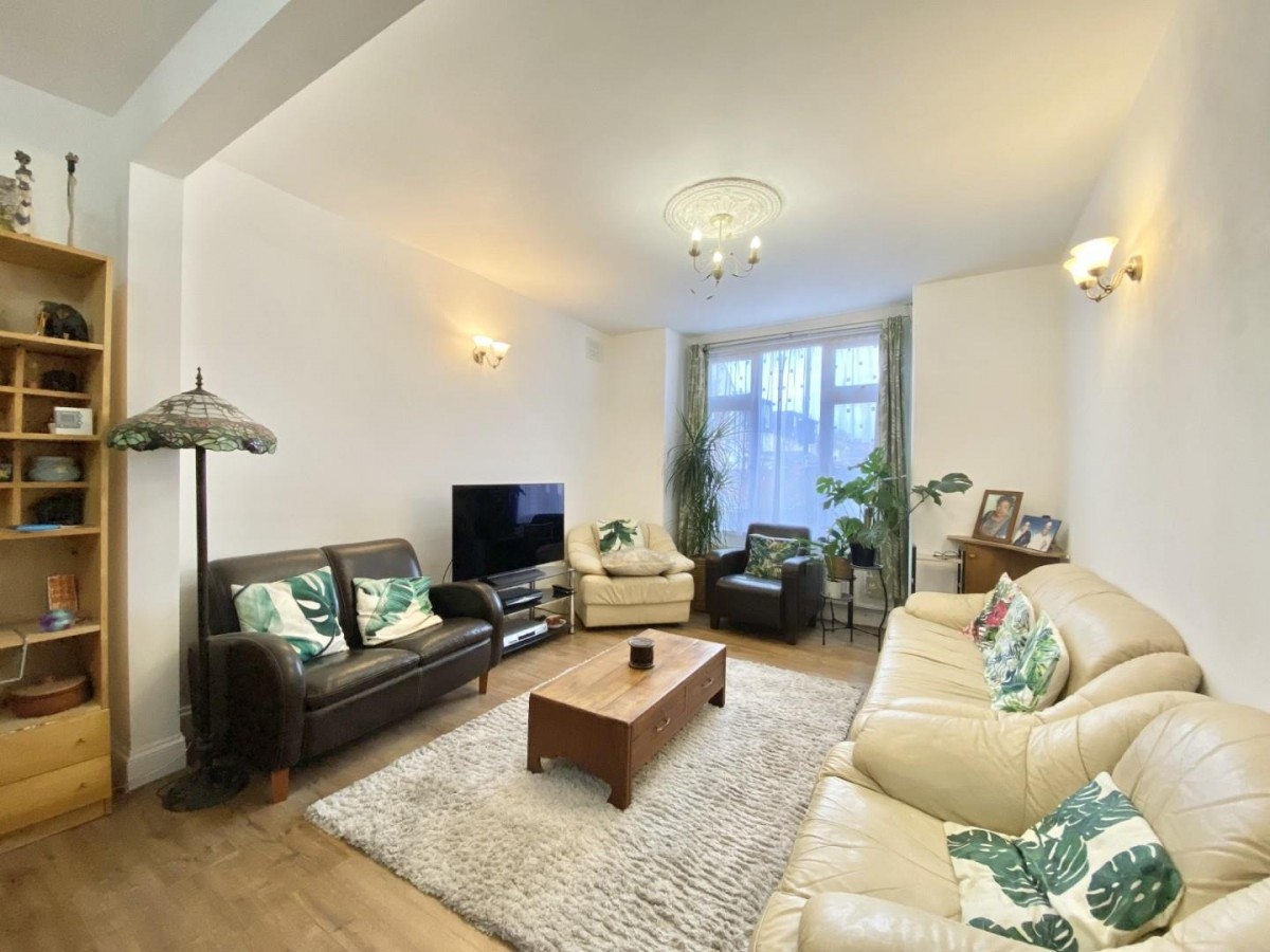 Beaconsfield Road, Southall, UB1 1DA